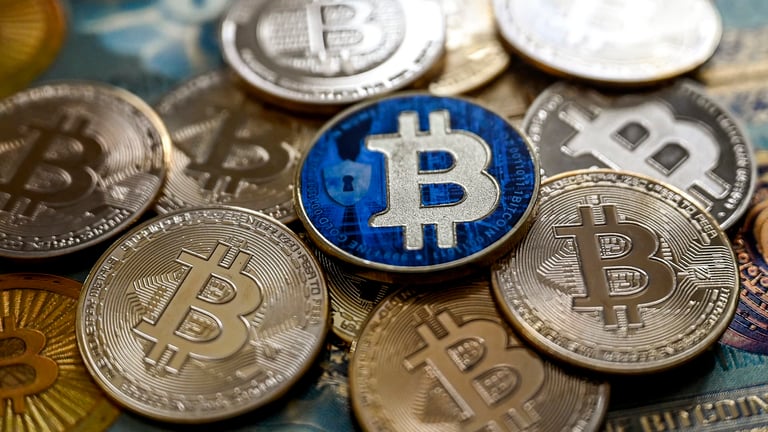 Corporate Treasuries Outpace ETFs in Bitcoin Acquisitions, Holding 4% of Total Supply