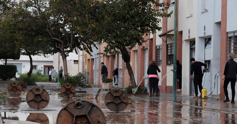 Deadly Storm Laurence Ravages Southern Spain: Lives Lost, Thousands Evacuated, Transport Paralyzed
