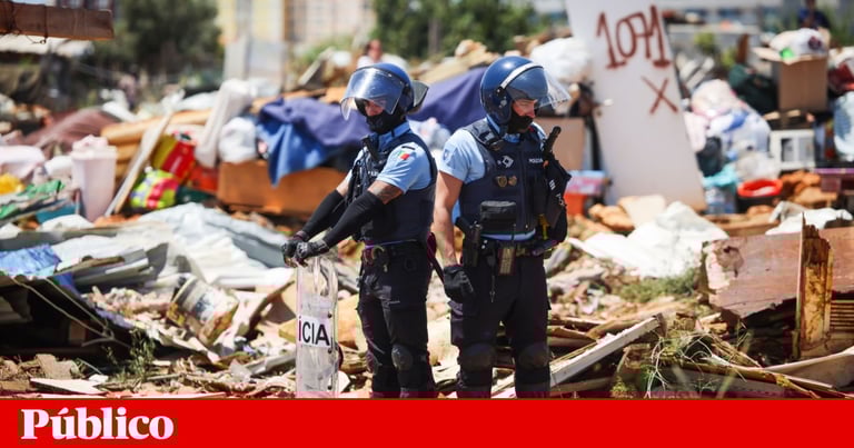 PS Members Condemn Loures Home Demolitions, Court Halts Operations Amid Housing Rights Concerns