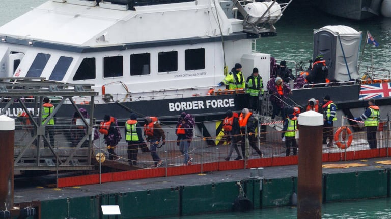 Starmer Launches Global Summit to Combat People Smuggling Amid Rising Channel Crossings