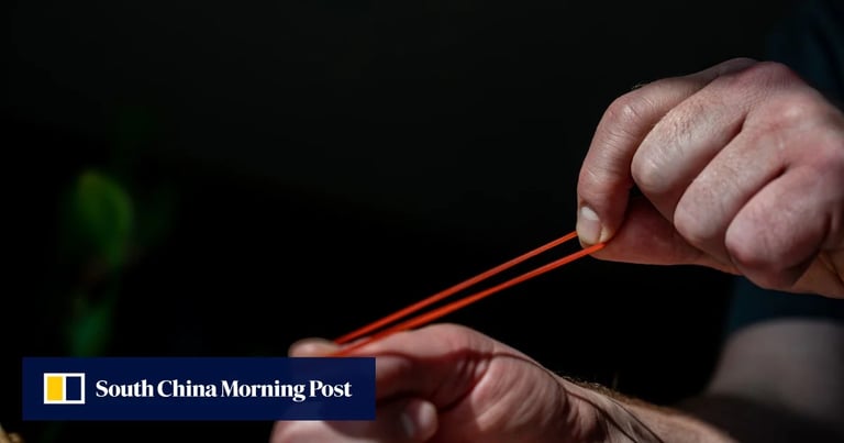 Revolutionary Rubber Band Converts Body Heat to Electricity, Powering Wearable Tech