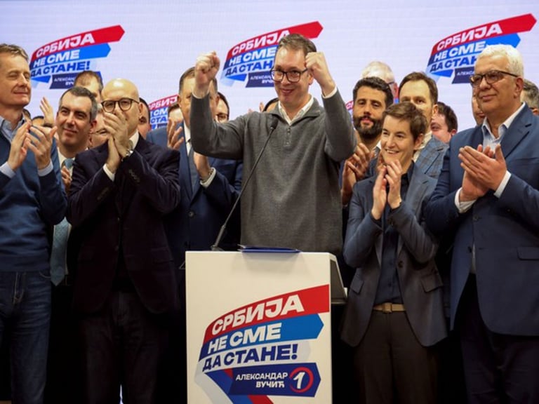 Serbian President Resigns Amid Protests, Eyes Return as PM; Political Turmoil Intensifies