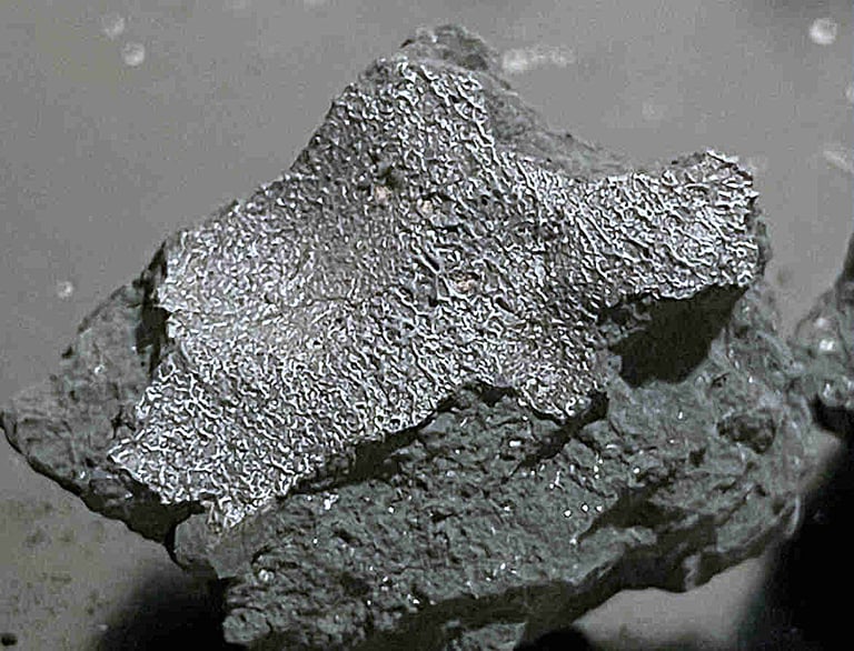 Hillsborough Meteorite: Rare CM1/2 Fall Reveals Prebiotic Secrets and Solar System Origins