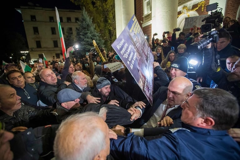 Malkovich's 'Arms and the Man' Sparks Nationalist Protests in Bulgaria