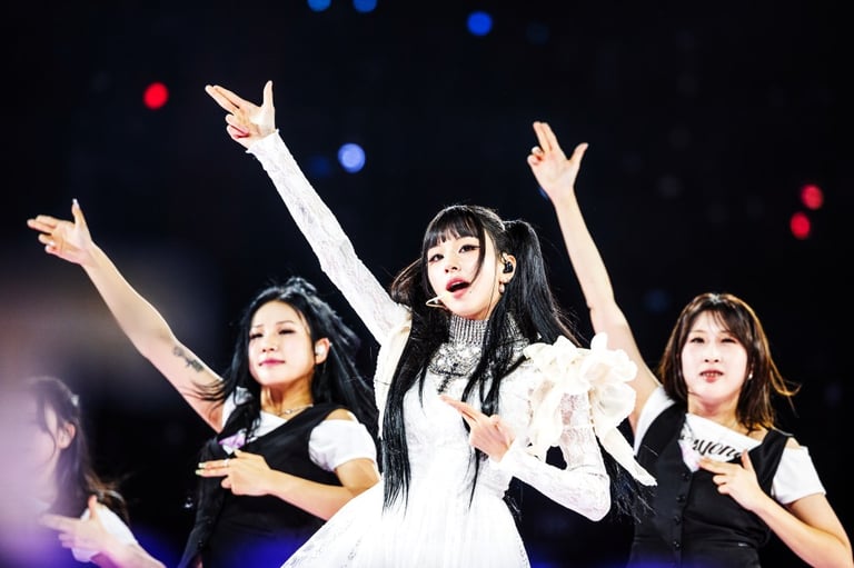 K-Pop Sensation Headlines Historic Arena Show, Draws 14,500 Enthusiastic Fans!