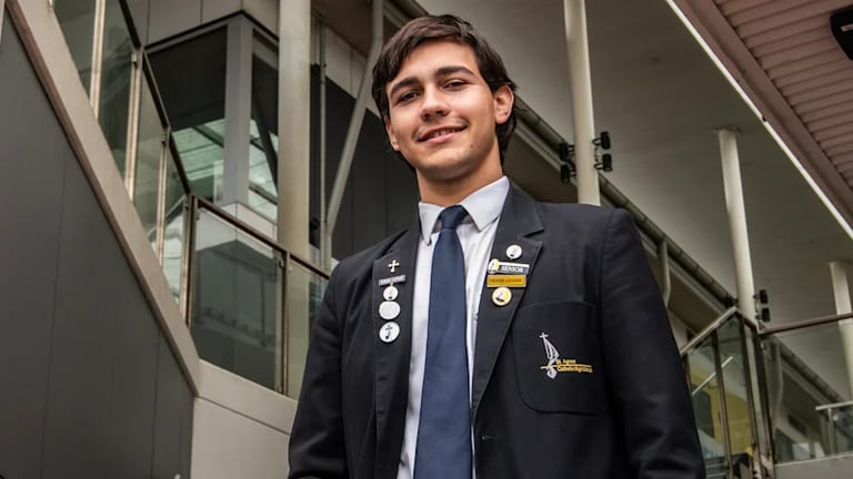 Sydney Universities Tighten Admissions: New Policy Sparks Debate and Raises ATAR Thresholds