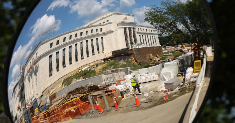 Fed Faces $1 Billion Renovation Overrun Amid Leadership Scrutiny and Calls for Reform