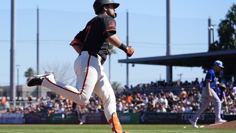 Giants Cut Ties with J.D. Davis Post-Arbitration, Chapman In as New Third Baseman
