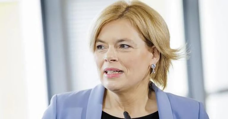 Julia Klöckner's Controversial Nomination as Bundestagspräsidentin Sparks Debate Amid German Government Transition