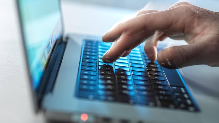 AI in Workplaces: Boosting Productivity or Triggering Job Loss? Acas Conference Weighs the Pros and Cons