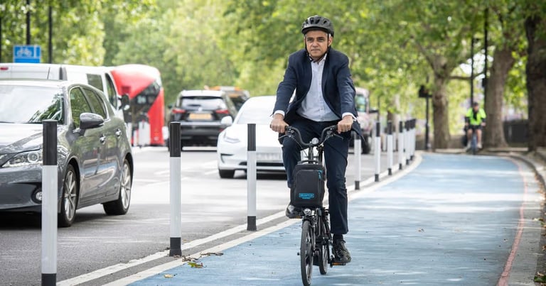 Nearly Half of London Cyclists Feel Unsafe Despite Infrastructure Investments, Survey Reveals