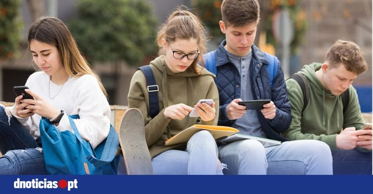 EU Urges Stricter Social Media Age Limits to Protect Youths' Mental Health