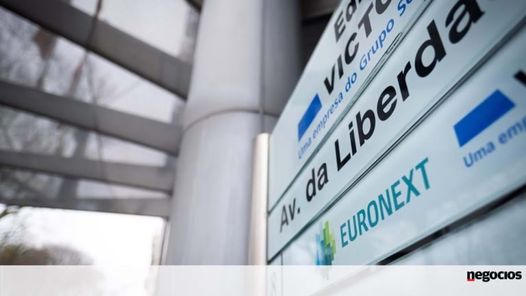 Lisbon Stocks Surge Amid Trump's Tariff Pause, EDP Merger Hopes Boost Energy Sector