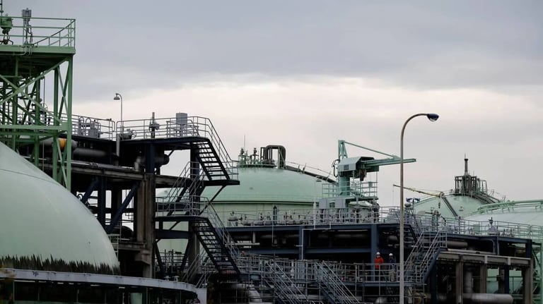 Australian Cyclone Halts LNG Production, Intensifies Global Energy Supply Concerns