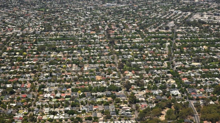 NAB Leads Big Banks in Cutting Fixed Mortgage Rates Amid Easing Inflation, Sparks Anticipated Rate War