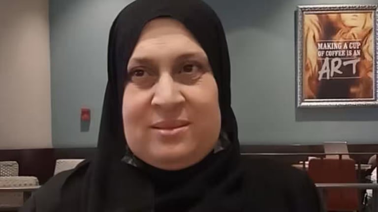 Palestinian Woman's Visa Revoked in Australia, Sparks Protests Over Security Concerns and Human Rights