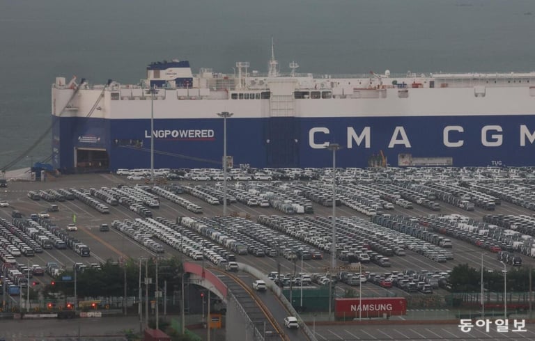 Japan's US Exports Plunge 13.8% Amid Tariffs, Auto Industry Struggles