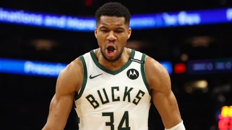 Milwaukee Bucks Face Uncertain Future Post-Lillard Era with New Roster and Giannis at Helm