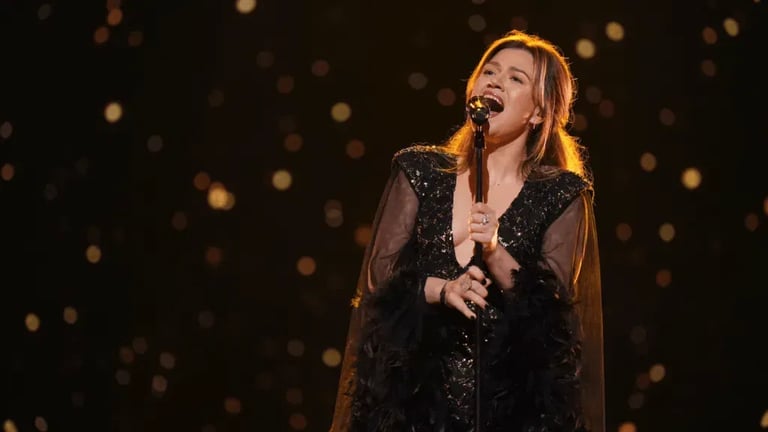 Kelly Clarkson Opens Up About Dating Struggles Post-Divorce, Juggles Music, Motherhood, and New Ventures
