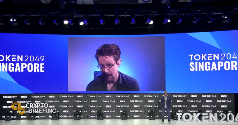 Edward Snowden Warns Solana's Centralization Risks Authoritarian Control at Token2049 Conference