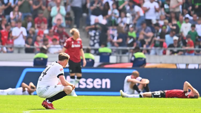 Elversberg Surges in Promotion Race, Schalke Clinches 2. Bundesliga Title Amidst Dramatic Weekend