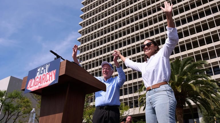 Sanders and Ocasio-Cortez Rally 20,000 in Utah Against Wealthy Elite's Political Influence