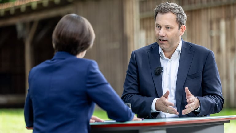 German Finance Minister Proposes Tax Hikes for Wealthy to Tackle Budget Gap