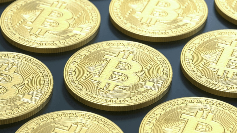 Institutional Bitcoin Buying Surges: Analysts Predict Strong 2025 Rally Amid Nation-State Adoption