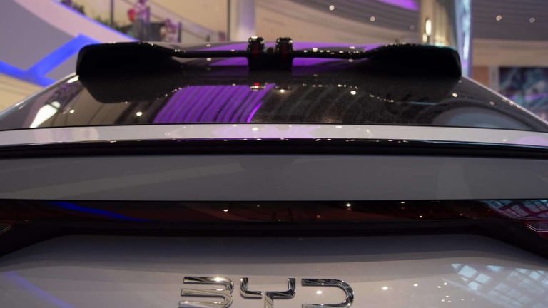Western Car Sales Plummet in China as Local Brands Surge to 60% Market Share; BYD and Nio Lead the Charge