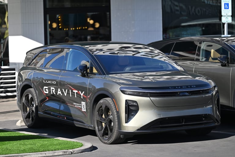 Uber, Nuro, Lucid Launch Six-Seat Robotaxi Trials in San Francisco, Target Waymo's Market Share
