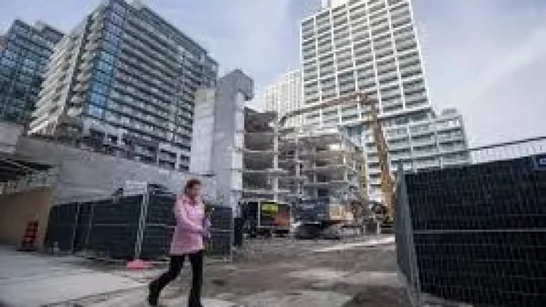 Ontario-Federal Deal Halves Development Charges to Boost Housing; Major Transit Projects Await Impact
