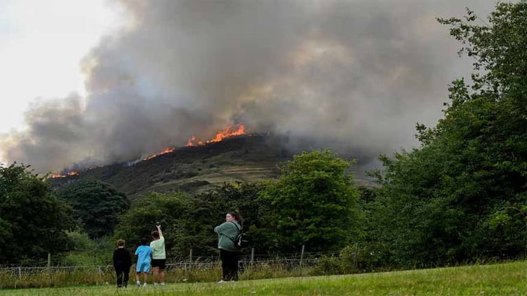 Massive Wildfire Erupts at Arthur's Seat Amid Edinburgh Festivals, Prompts Urgent Firefighting Efforts
