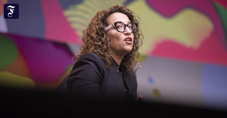 Tech Prophets Warn of AI-Driven 'Technological Supercycle' at SXSW