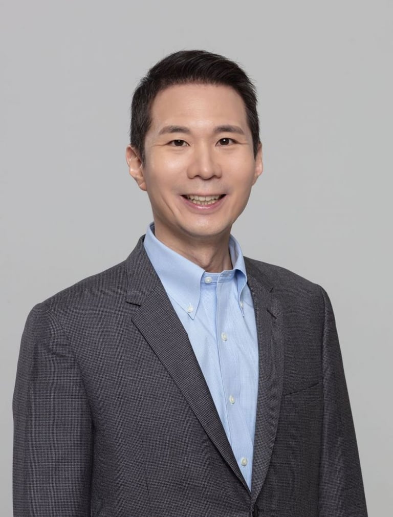 Korea's ChatGPT Usage Quadruples as Kim Kyung-hoon Strengthens AI Hub Ambitions