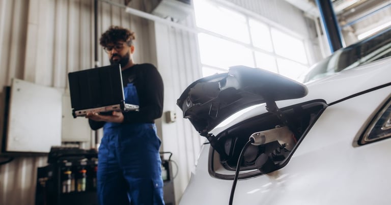 Australia Boosts EV Infrastructure with AU$60M DRIVEN Program Expansion for Dealerships and Mechanics
