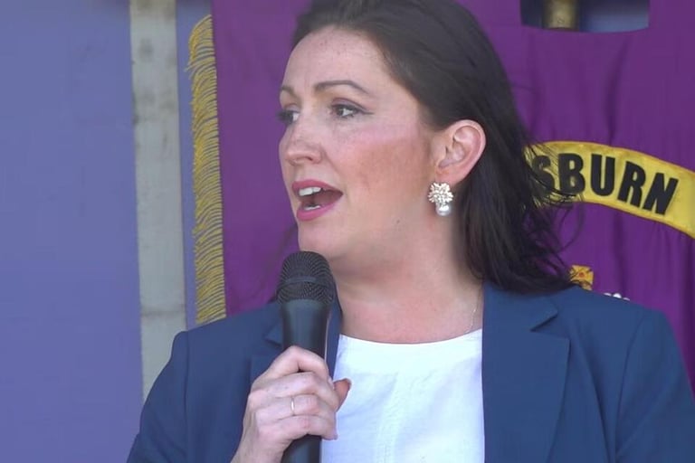 UK Vows to Restore Unfettered Trade in Northern Ireland Amidst Unionist Concerns Over 'Sea Border'