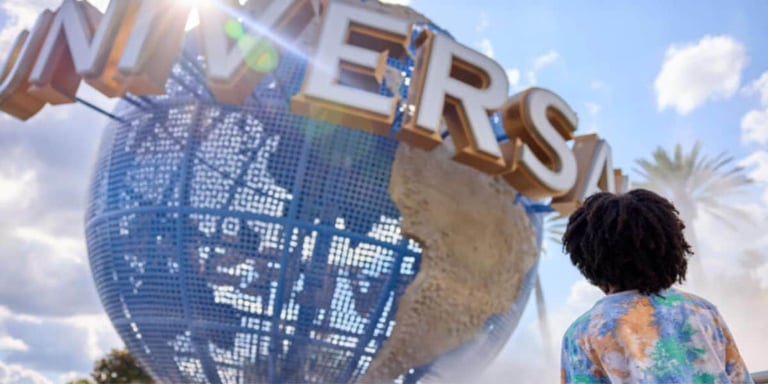 Earl the Squirrel Balloon to Debut at Macy's 100th Parade, Headlines Universal Orlando Holiday Festivities