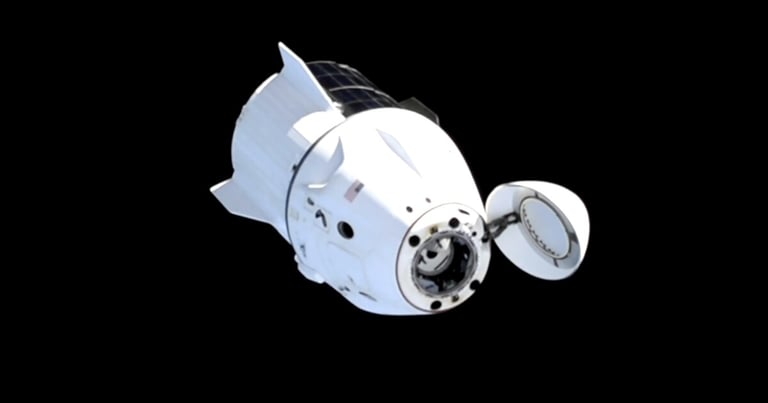 SpaceX Dragon Completes 32nd ISS Resupply, Sonic Boom Stirs Southern California