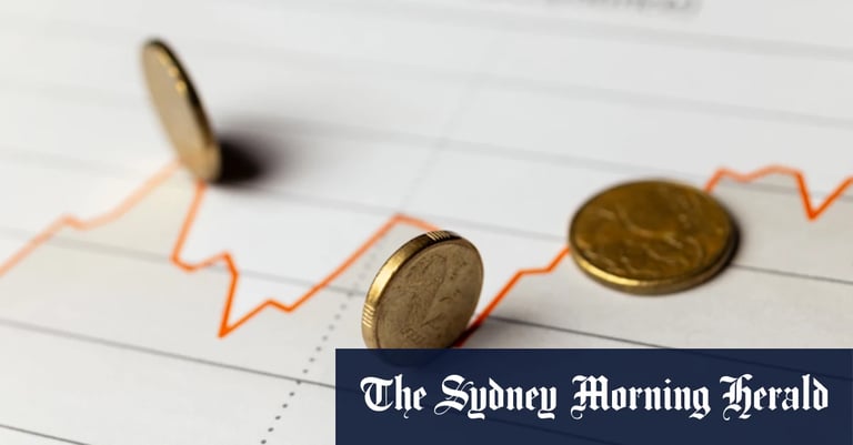 Australian Dollar Hits 5-Year Low Amid US-China Trade Tensions, Sparking Inflation Concerns