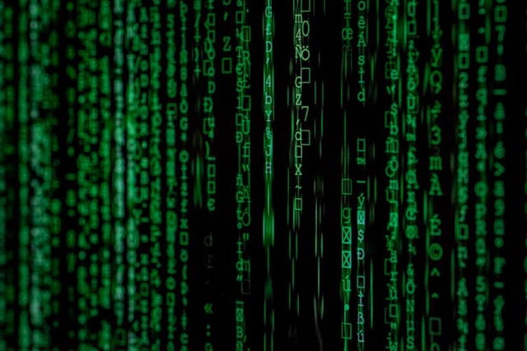 Oracle Partners with Singapore to Boost Defense Security via Isolated Cloud AI Services
