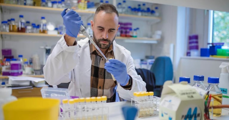 Breakthrough Discovery Exposes Weak Point in Antibiotic-Resistant Bacteria, Reviving Old Drugs