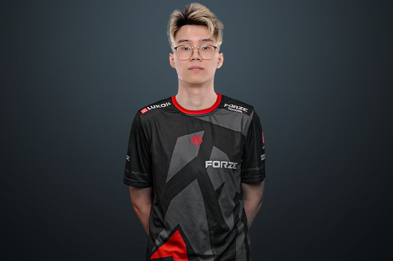 Banned Russian Counter-Strike Player's Cooperation Leads to Reduced Sentence, Prompts Lifetime Ban for Others