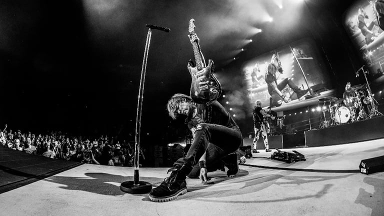 Keith Urban Announces First Live Album with New 'Long Hot Summer' Single