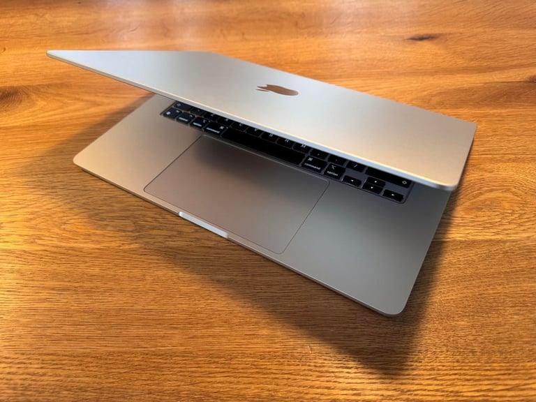 Apple Unveils M3 MacBook Air with macOS Sonoma and Enhanced Displays, Starting at $1099