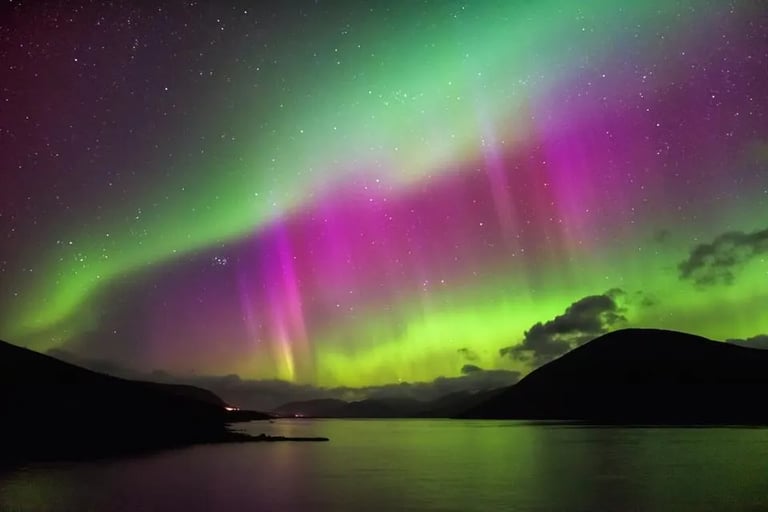 Spectacular Northern Lights Predicted Tonight Amid Geomagnetic Storm Watch and Perseid Meteor Shower