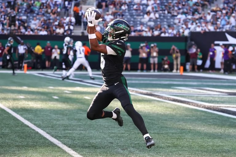 Jets WR Garrett Wilson Eyes Return, Aiming to Bolster Offense Against Strong Browns Defense
