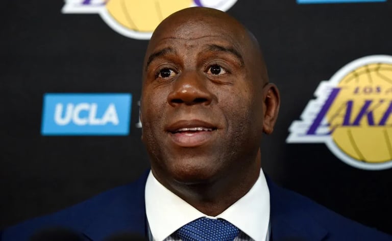 Magic Johnson Declares Isiah Thomas the Greatest Point Guard Over Curry and Stockton