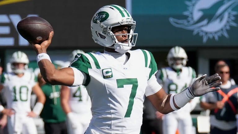 Jets Collapse Against Miami Spurs Frustration, Sparks Offseason Rebuild Talk