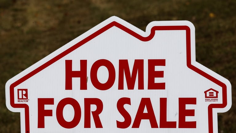 Compass Sues Zillow Over Anticompetitive Practices, Accuses Monopoly in Home Listings Market
