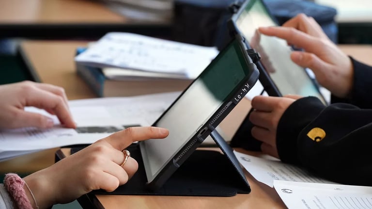 Niedersachsen to Launch €800M Tablet Program for Students and Teachers by 2030